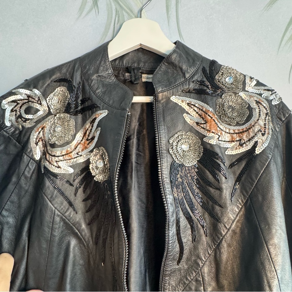 Embroidered Black Leather Jacket vintage size M - Picture 5 of 11